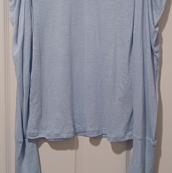 7 FOR ALL MANKIND BABY BLUE PUFF SHOULDER MOCK NECK RAYON TOP100% RAYON NEW - Picture 4 of 7
